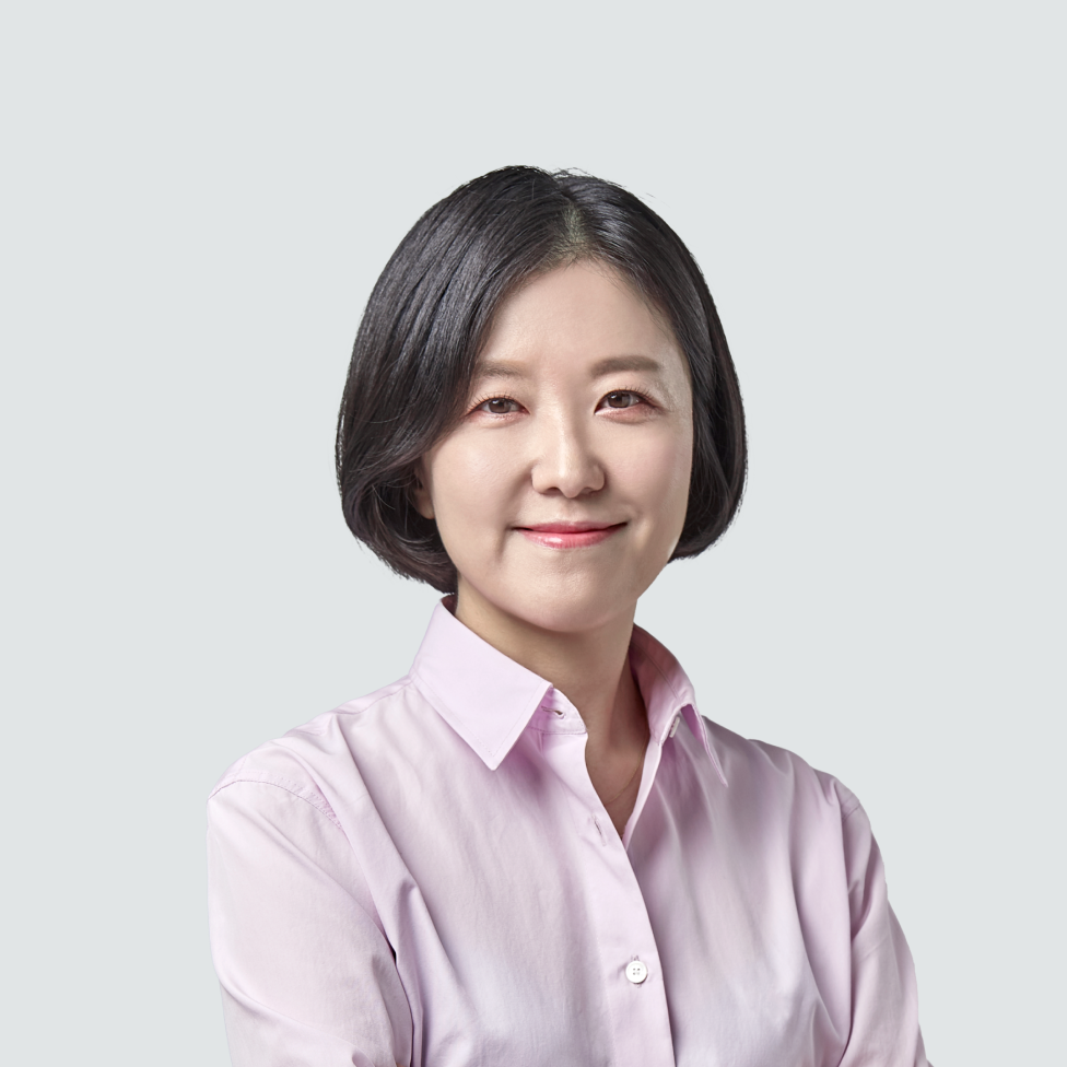 Hyeeun Son's full image